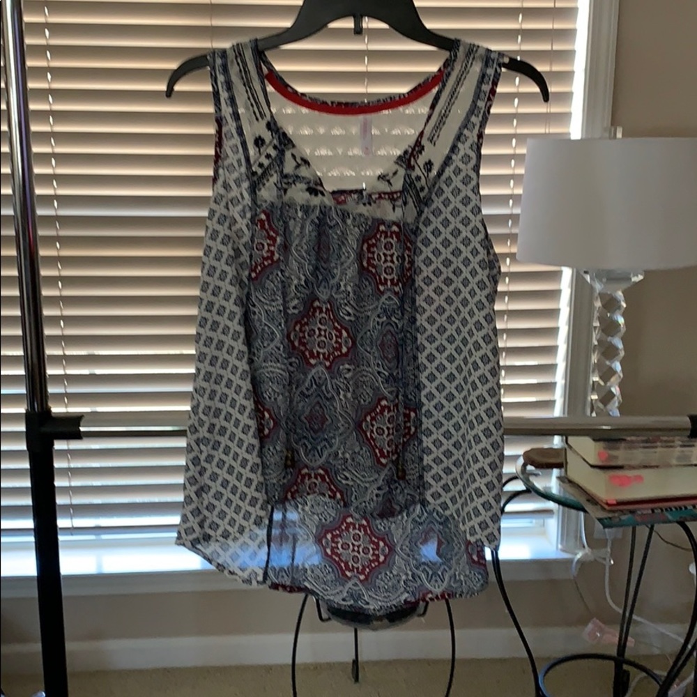 women’s blouse